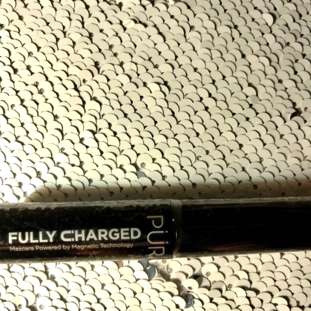 Pur mascara fully charged NWT